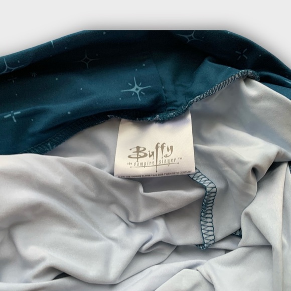 Buffy the Vampire Slayer Leggings Loot Crate Exclusive Size 2XL - Picture 10 of 10